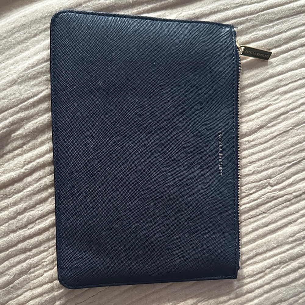Estrella Bartlett Navy Zip Clutch